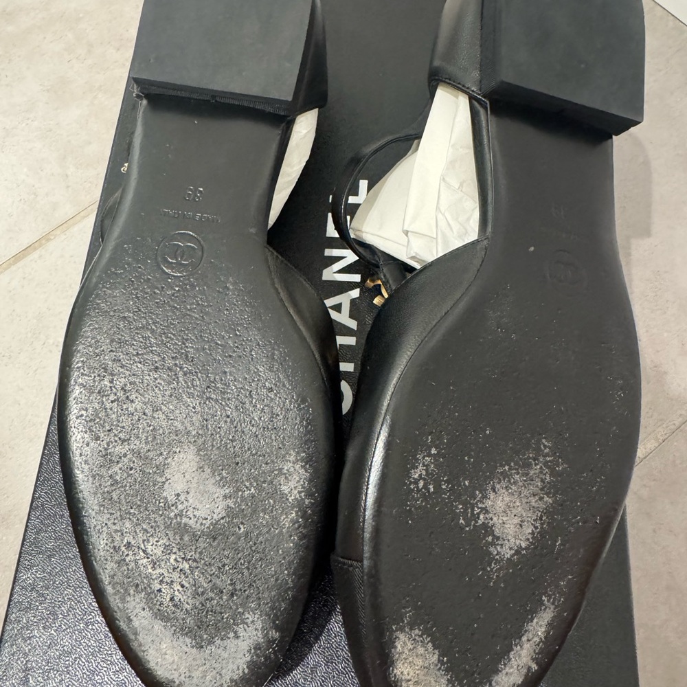 Chanel 2025 Pre-Spring Black Mary Jane Flats Pearl Gold Accents Size 39 w box - Picture 8 of 12
